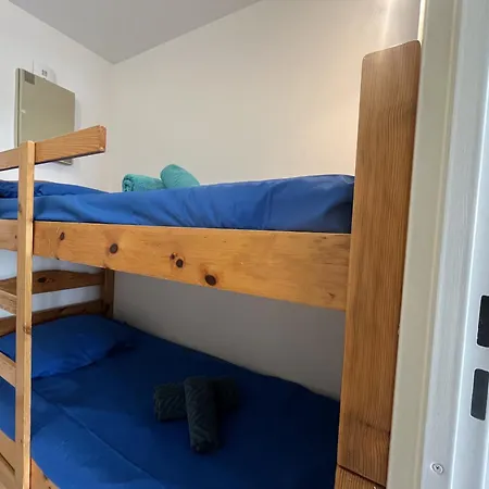 Le Capitole B 302, 26m2, Clim, 2 Adultes 2 Enfants * Fréjus