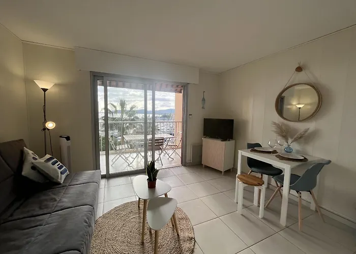 Le Capitole B 302, 26m2, Clim, 2 Adultes 2 Enfants *