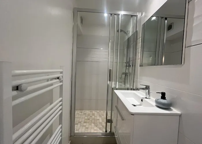 Appartement Le Capitole B 302, 26m2, Clim, 2 Adultes 2 Enfants Fréjus