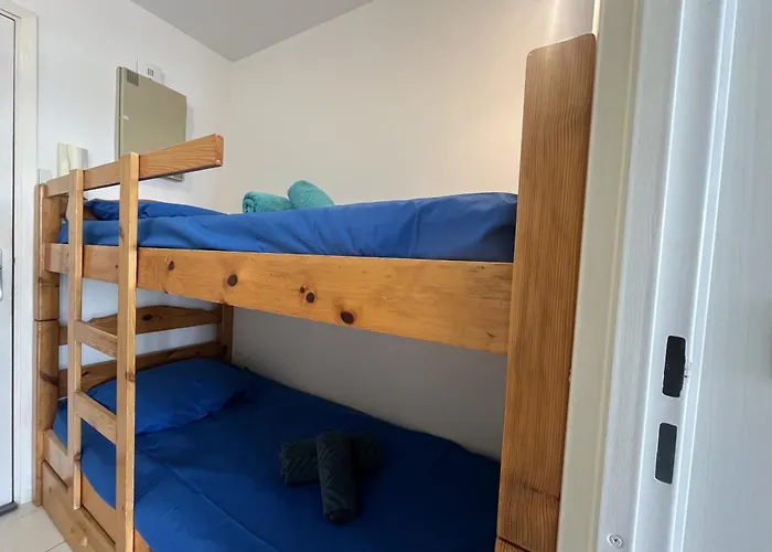 Le Capitole B 302, 26m2, Clim, 2 Adultes 2 Enfants * Fréjus