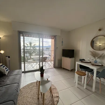 Le Capitole B 302, 26m2, Clim, 2 Adultes 2 Enfants *