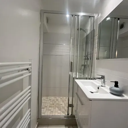 アパート Le Capitole B 302, 26m2, Clim, 2 Adultes 2 Enfants Fréjus