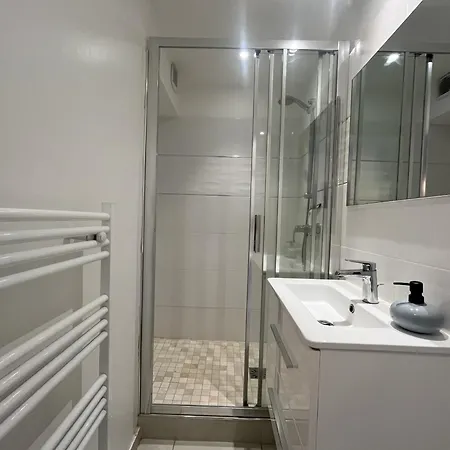 Le Capitole B 302, 26m2, Clim, 2 Adultes 2 Enfants Апартаменты Фрежюс